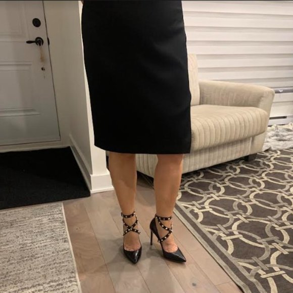 Studded Valentino Heels - Picture 4 of 10